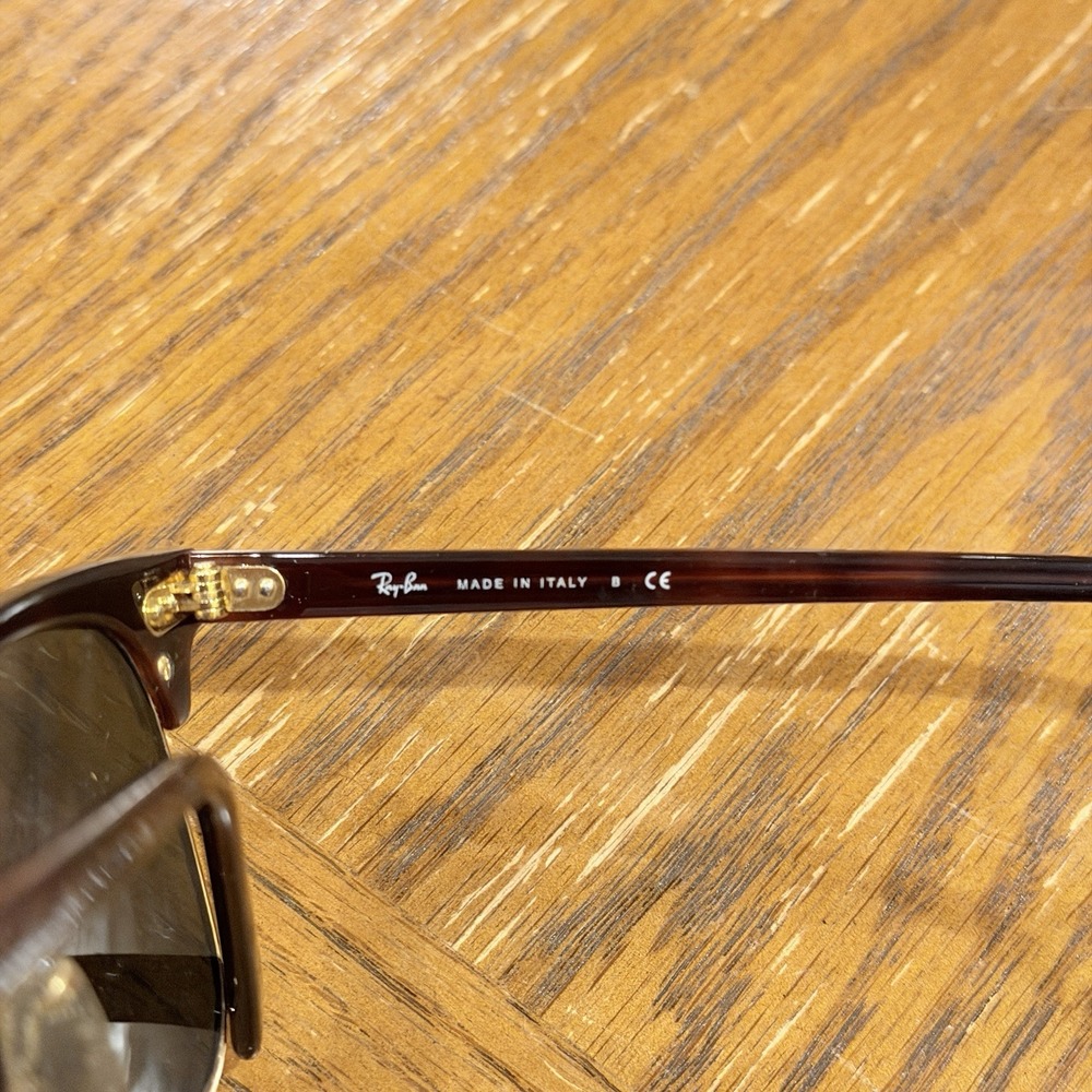 Ray-Ban RB3016 Clubmaster W0366 49mm Tortoise Gold G-15 Green Sunglasses Italy - Picture 4 of 13